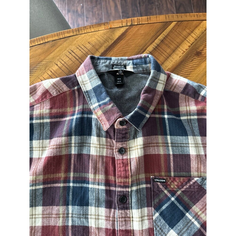 Surf Flannel bundle - RVCA, Quiksilver Volcom - Picture 6 of 10